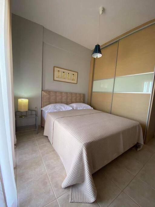 Helen'S House Apartment Palairos Bagian luar foto